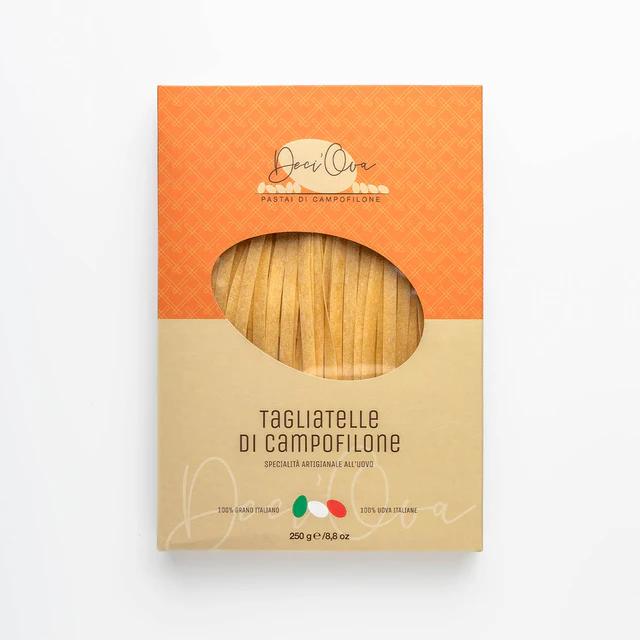 Traditionele Tagliatelle di Campofilone IGP – flinterdunne eierpasta met 7–10 eieren per kilo. Slechts 1–2 min. kooktijd. Ideaal voor rijke sauzen en klassieke pastagerechten.