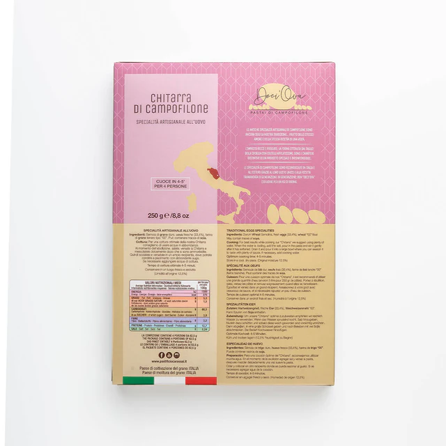 Pasta alla Chitarra di Campofilone IGP is een ambachtelijke eierpasta uit Italië met een flinterdunne structuur. Slechts 1–2 min kooktijd, perfect voor verfijnde pastagerechten.