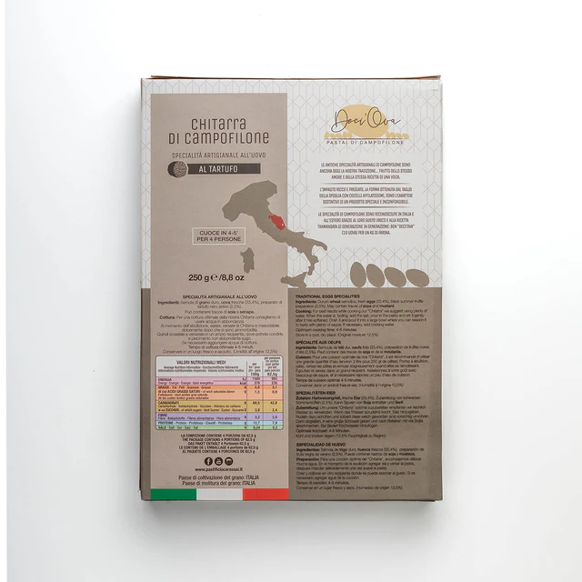 Pasta alla Chitarra met truffel – ambachtelijke eierpasta uit Campofilone met echte zwarte truffel. Luxe smaak, snelle bereiding. 250g – goed voor 2 à 3 personen.