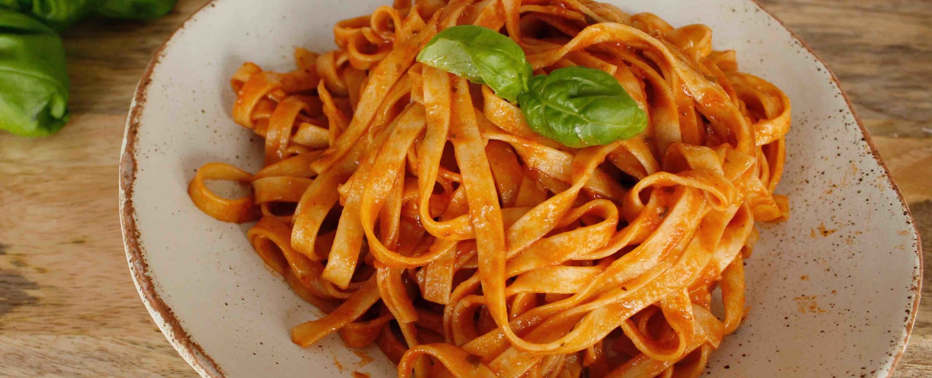pasta tomaat basilicum