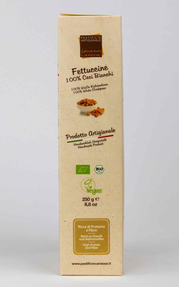 Fettuccine van kikkererwten van Leonardo Carassai