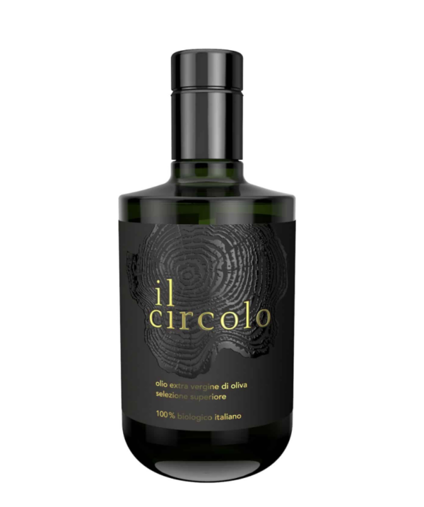 Fles Olijfolie Il Circolo, 0,5L, van biologische Siciliaanse olijven.