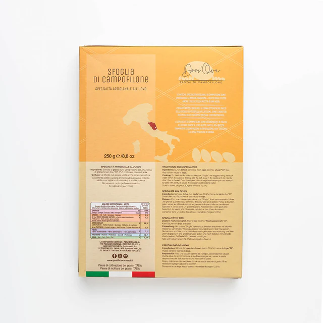 Ambachtelijke lasagnevellen uit Campofilone IGP. Flinterdun (0,75 mm), 180 mm breed, met 7–10 eieren per kilo. Voor verfijnde, klassieke lasagnes van topkwaliteit.