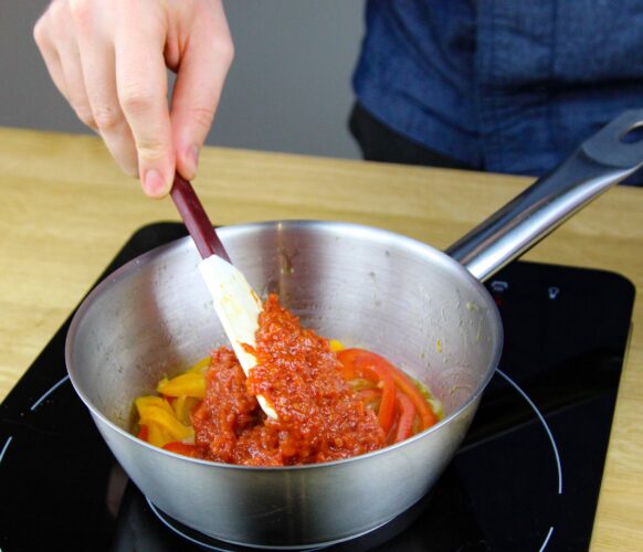 Pasta peperonata (met paprika en tomaat)