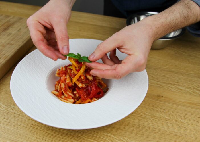 Pasta peperonata (met paprika en tomaat)