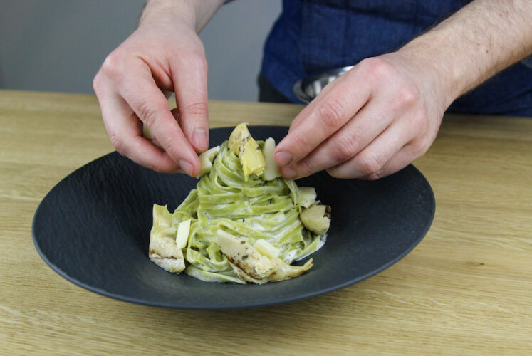 Groene pasta artisjok