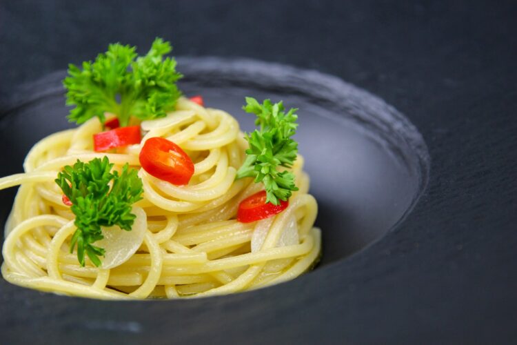 Pasta aglio, olio e peperoncino