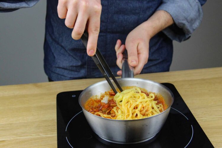 Pasta bolognese gemaakt met fettuccine