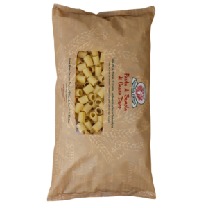 Mezze maniche van Rustichella d’Abruzzo (2 kg). Authentieke Italiaanse buispasta van durum tarwe, ideaal voor ragù, tomatensaus en ovengerechten.