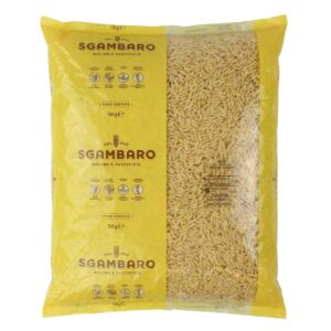 Koop Sgambaro Risone (Orzo) 5kg. Authentieke Italiaanse pasta van 100% Italiaanse durum tarwe. Perfect voor soepen, salades en mediterrane gerechten.